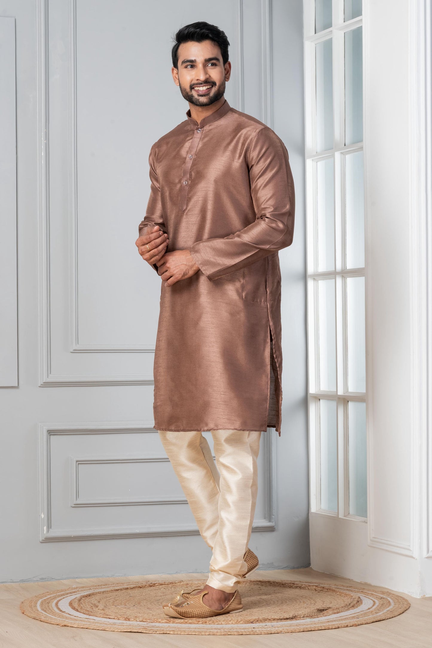 Zavaya Men Brown Solid Banarasi Silk Kurta
