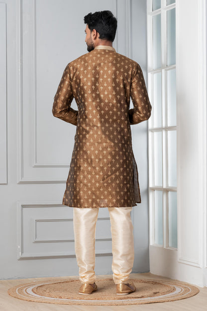 Zavaya Men Brown Printed Banarasi Silk Kurta