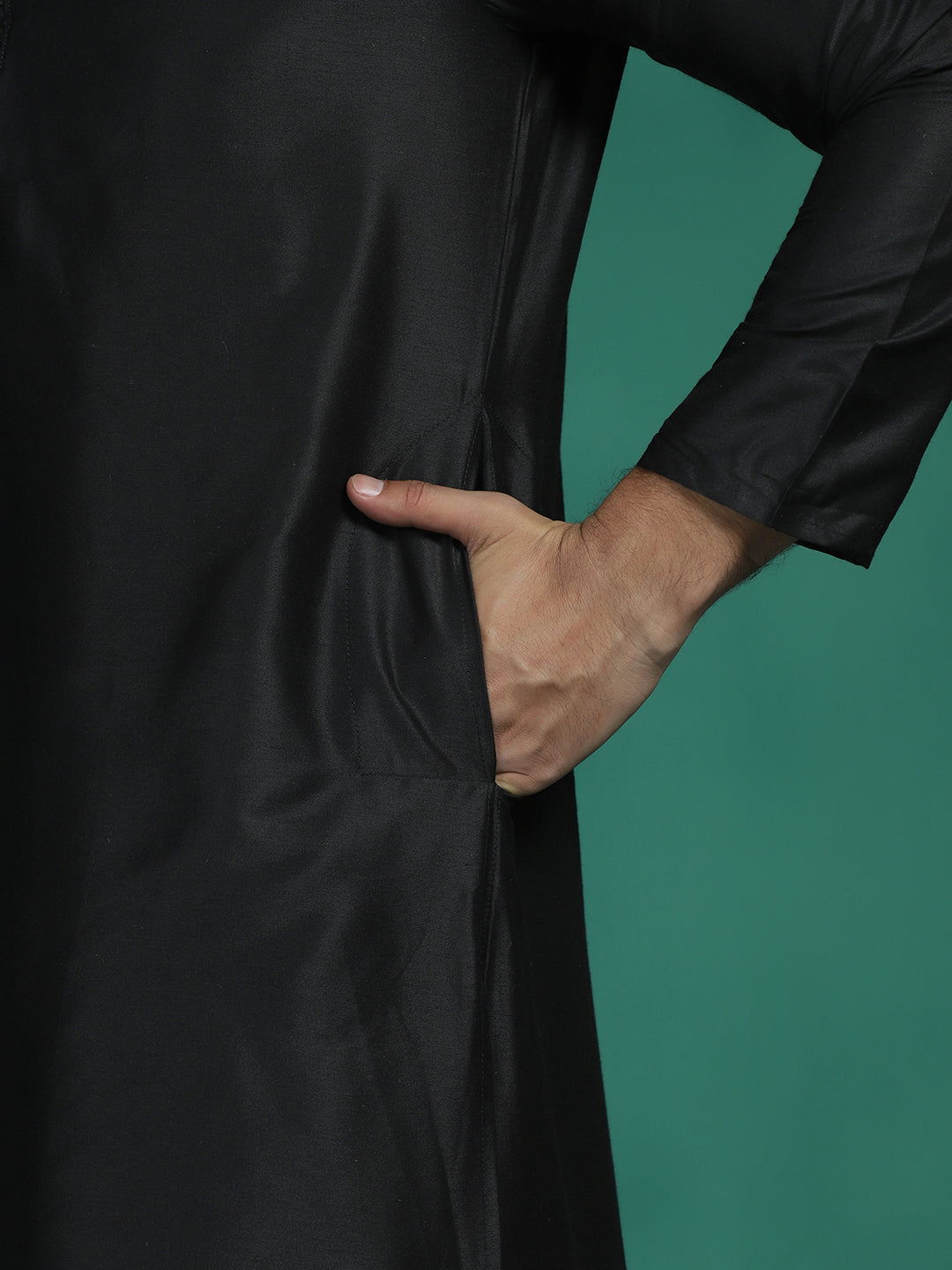 Zavaya Black Plain Polyester Viscose Kurta Pyjama Set for Men
