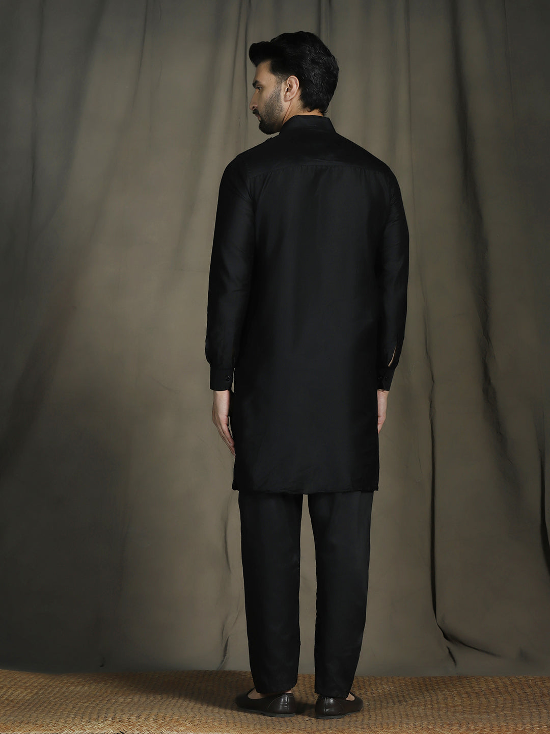 Zavaya Black Plain Polyester Viscose Kurta Salwar Set for Men