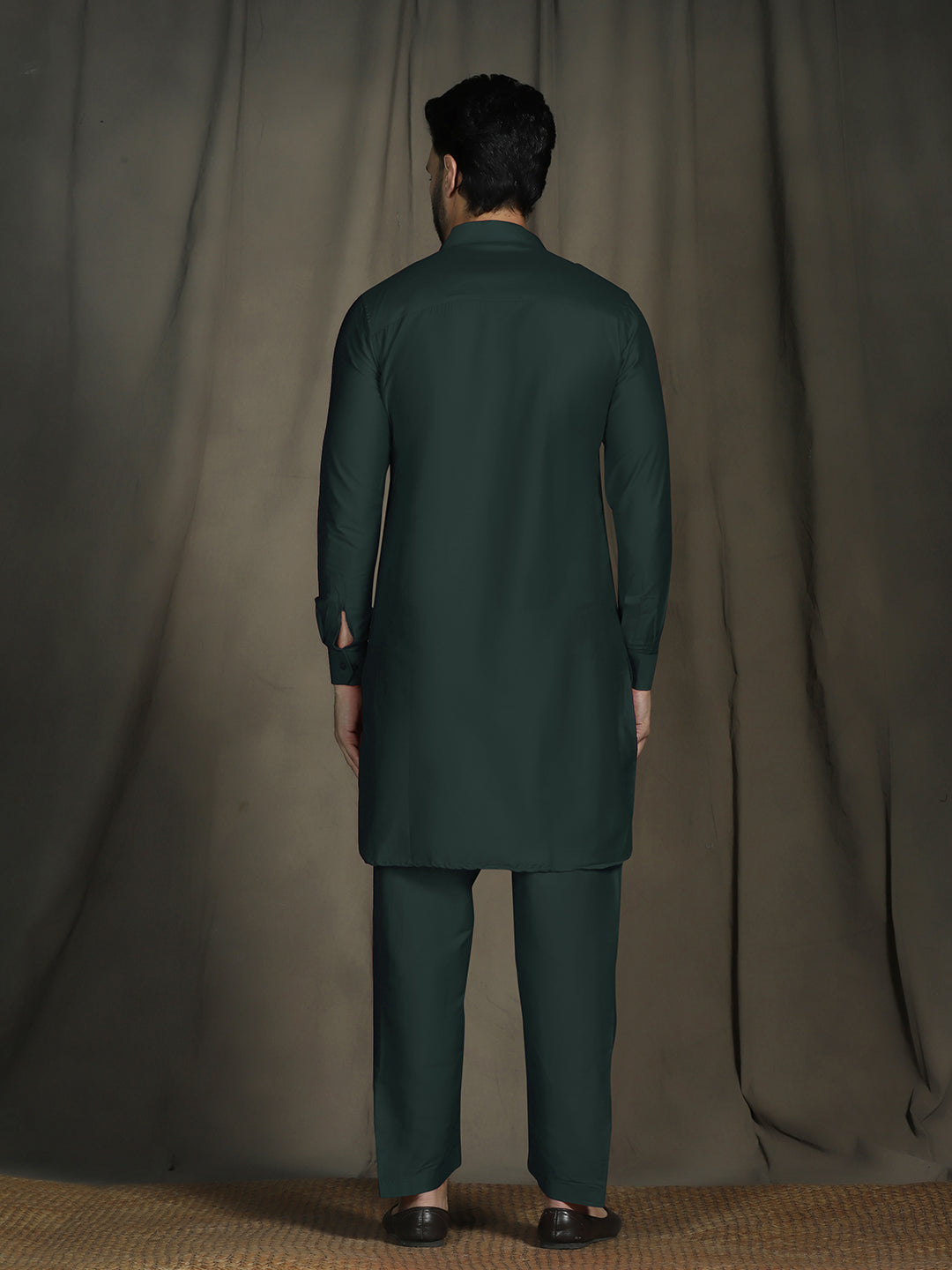 Zavaya Deep Green Plain Polyester Viscose Kurta Salwar Set for Men