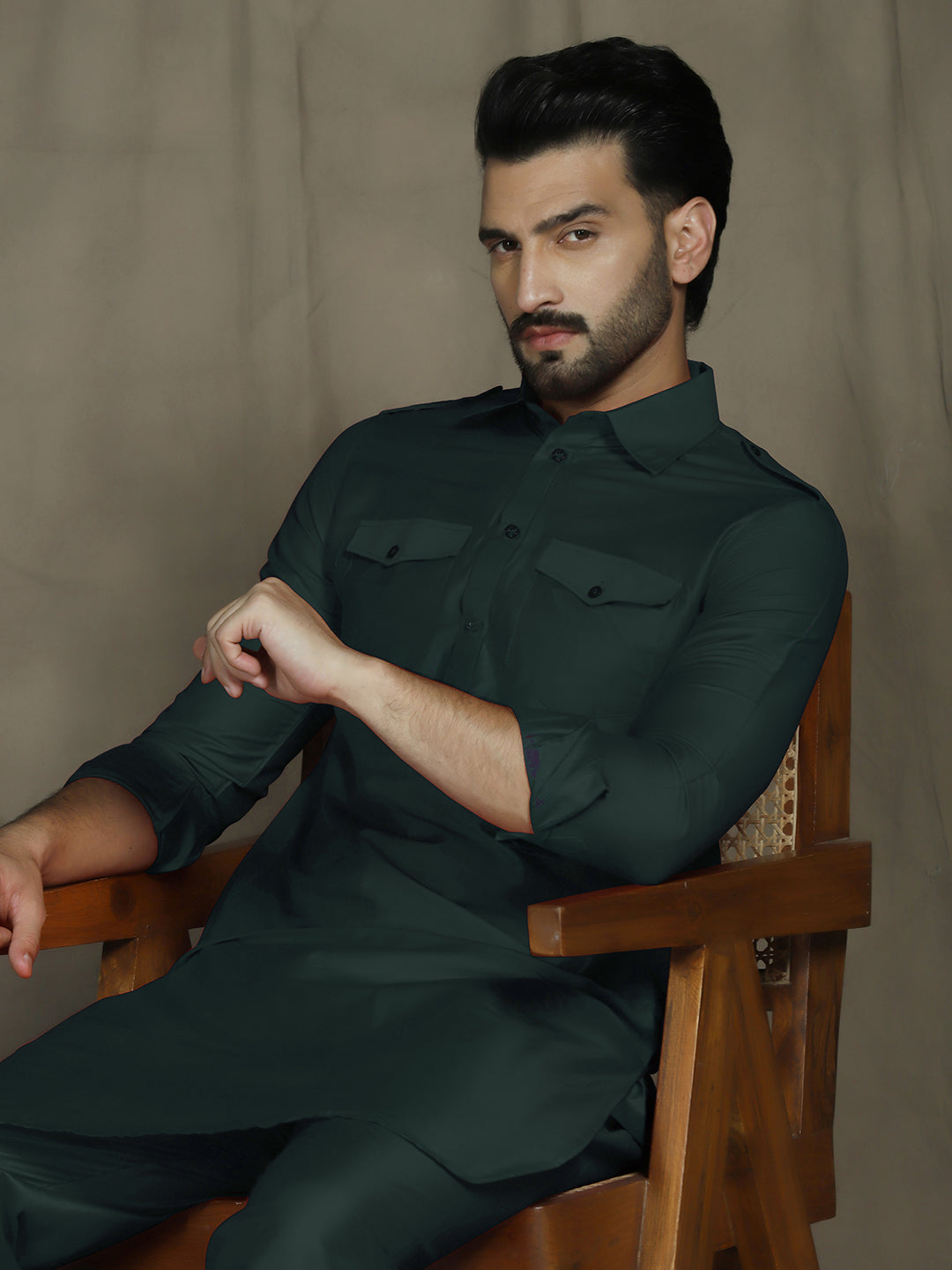 Zavaya Deep Green Plain Polyester Viscose Kurta Salwar Set for Men