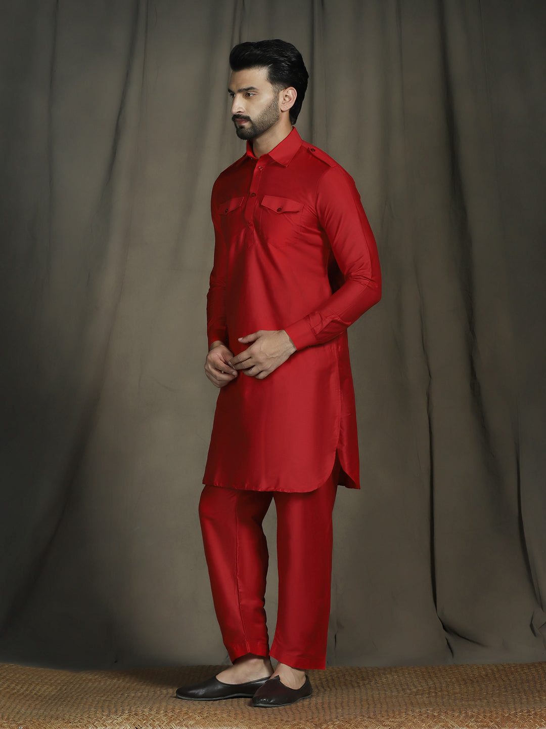 Zavaya Red Plain Polyester Viscose Kurta Salwar Set for Men