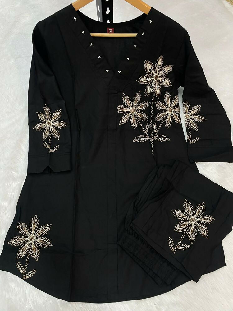 Teeya Creation New Latest Stylish Elegant Black Embroidered Kurti with Matching Pants Co-ord Set