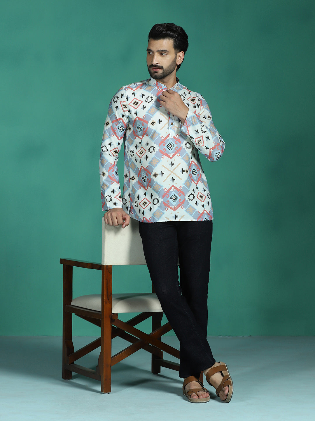 Zavaya White Ethnic Motifs Rayon Short Kurta for Men