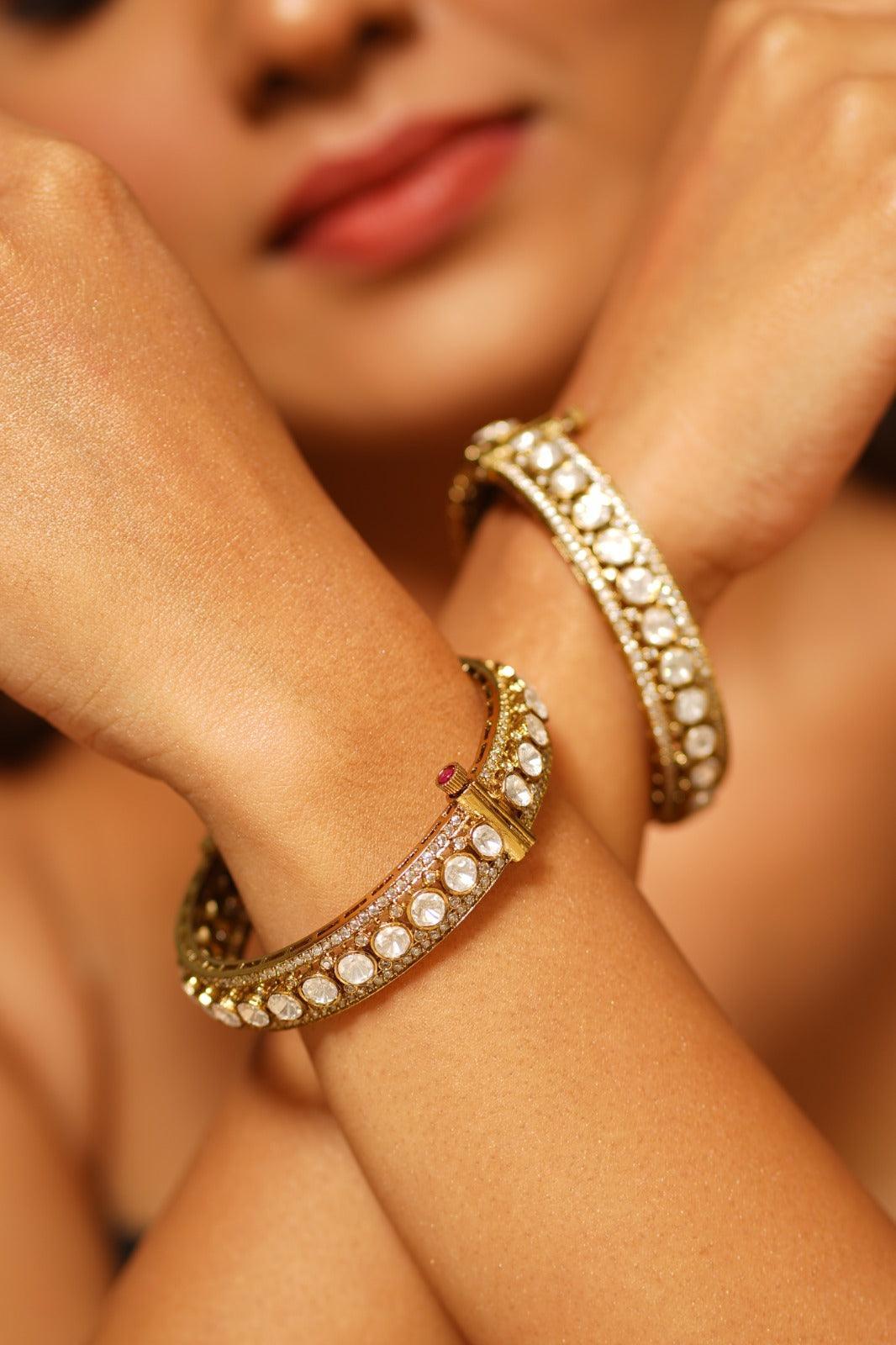 Aarohi Moissanite Indian Bangle Openable