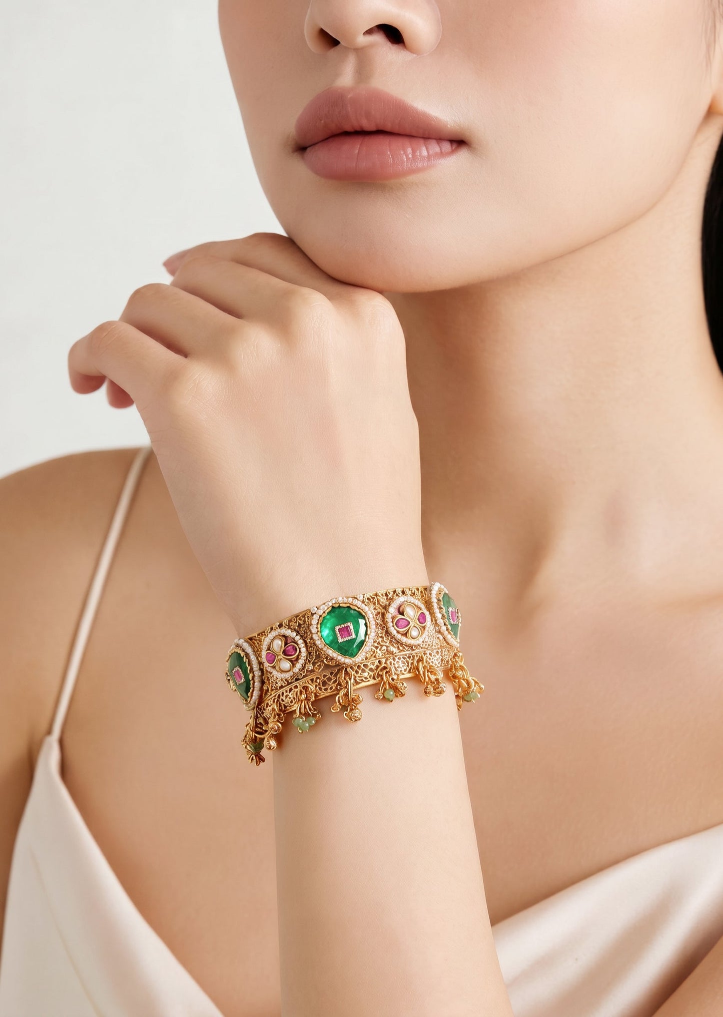 Antique Gold Kundan Kada Set