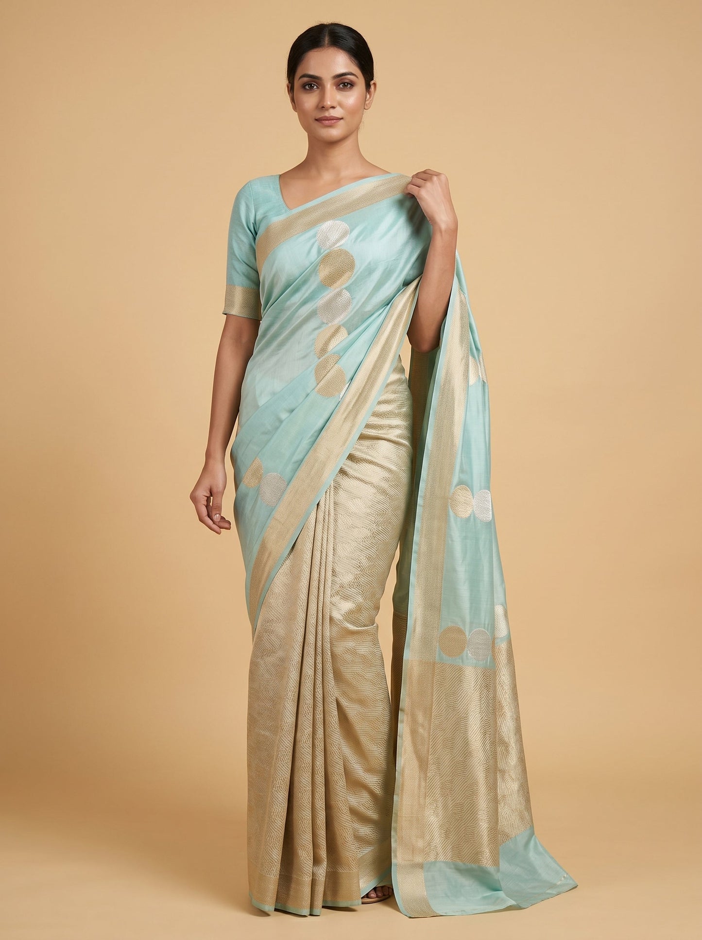 White Heritage Classic Handloom Saree