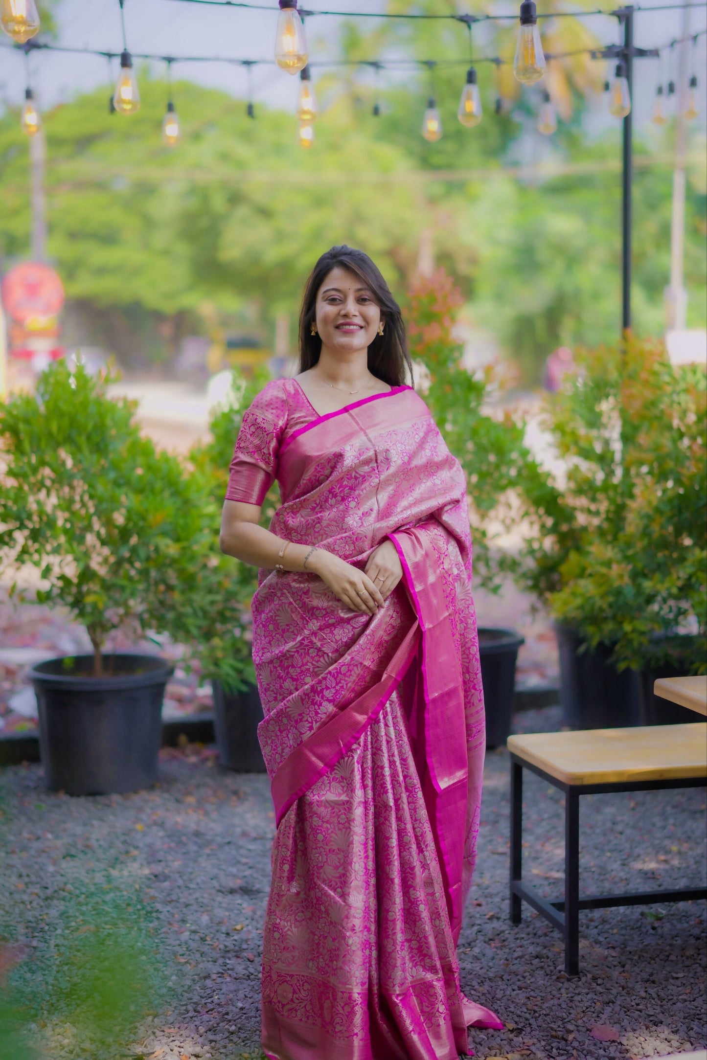Prime Volt Bridal Kanchipuram Silk Saree with Rich Zari Weaving & Contrast Border-Pink