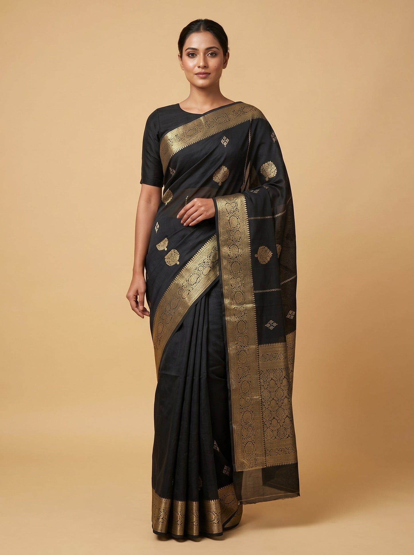 Black Bold Finish Handloom Saree