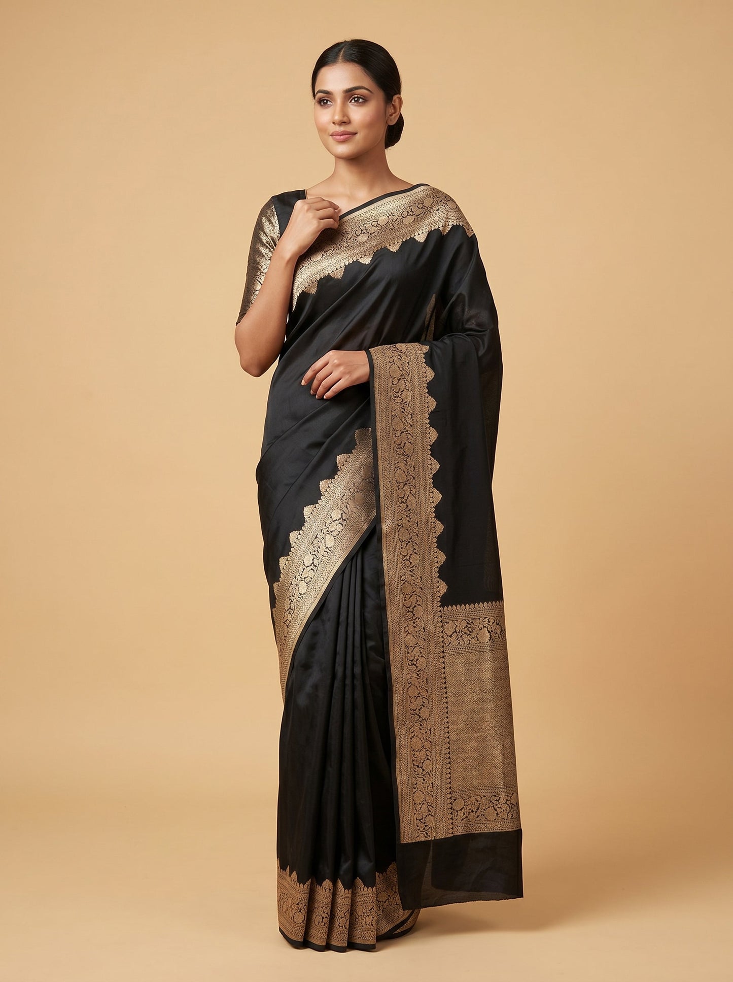 Black Sharp Silhouette Handloom Saree