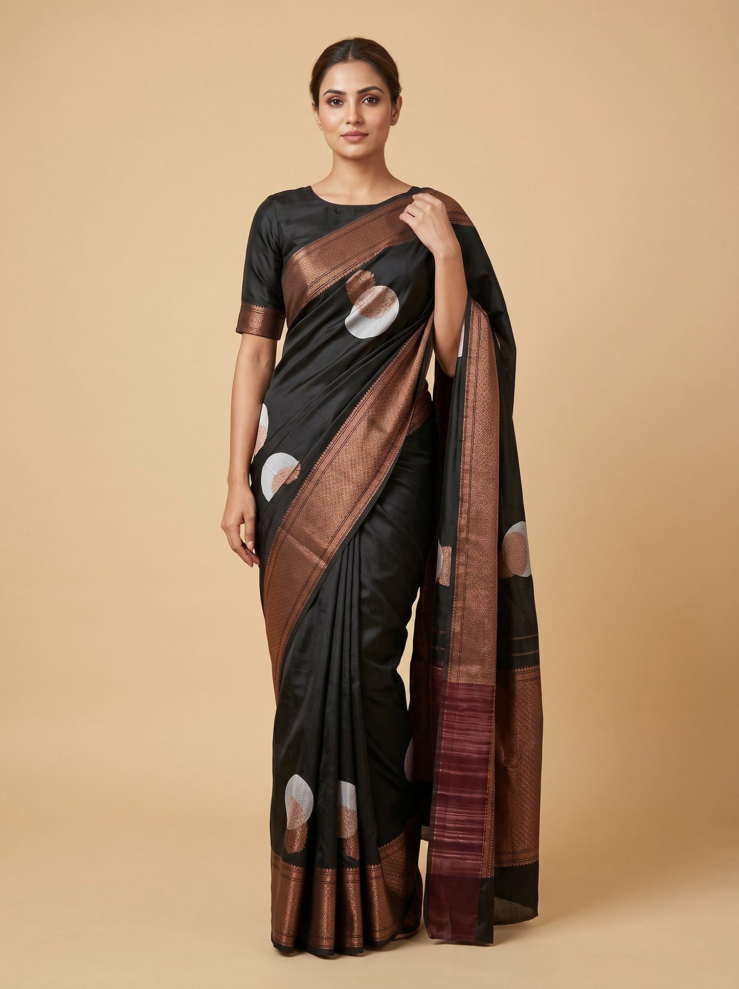 Black Timeless Finish Handloom Saree