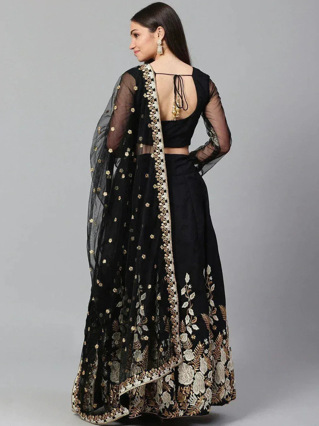 Tulsi Art Black & White Solid Semi-Stitched Myntra Lehenga & Unstitched Blouse With Dupatta
