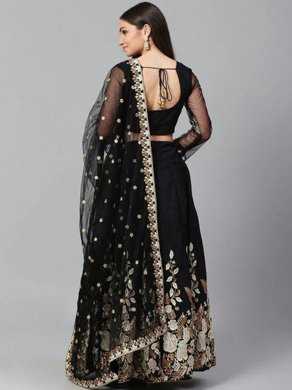 Tulsi Art Black & White Solid Semi-Stitched Myntra Lehenga & Unstitched Blouse With Dupatta