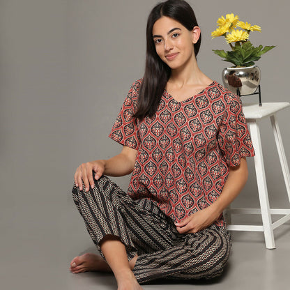 Breathables Women Cotton Printed Loungewear Kurta And Pants Co-Ord Set Red & Navy I Nightwear