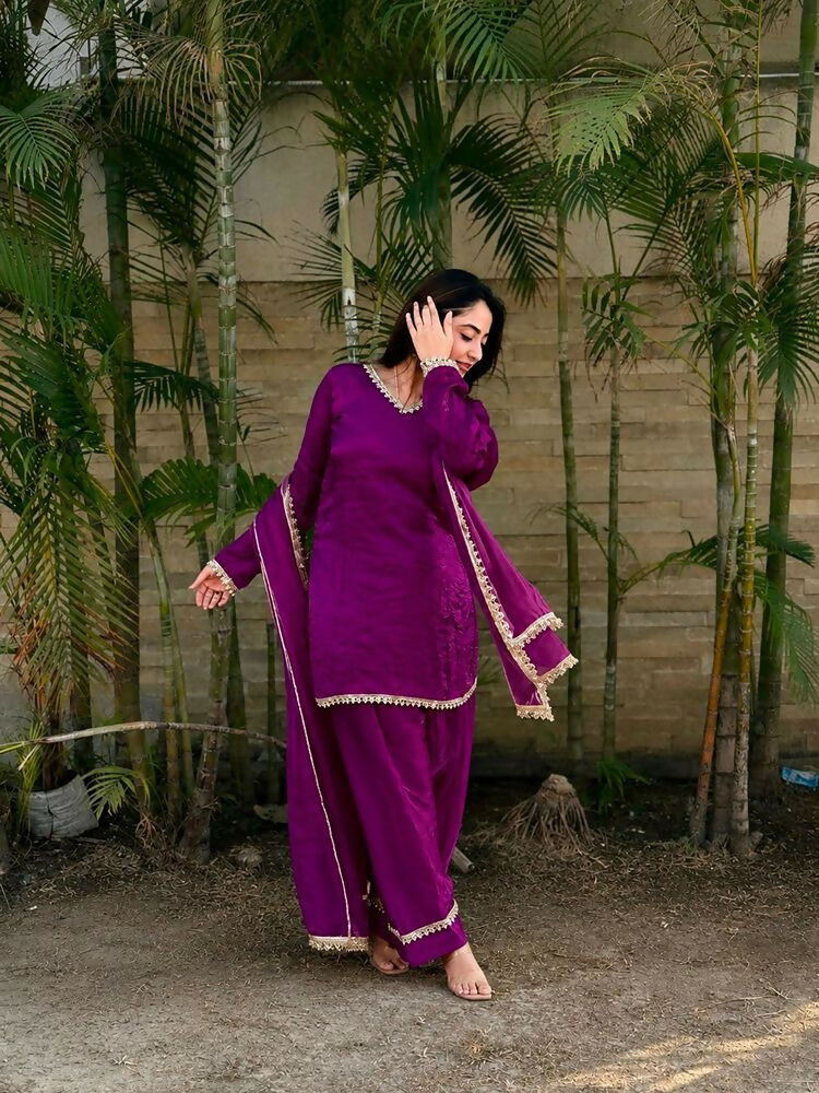 Teeya Creation New Trendy Elegant Wine Chanderi Silk Kurta Set with Delicate Lace Detailing and Matching Dupatta