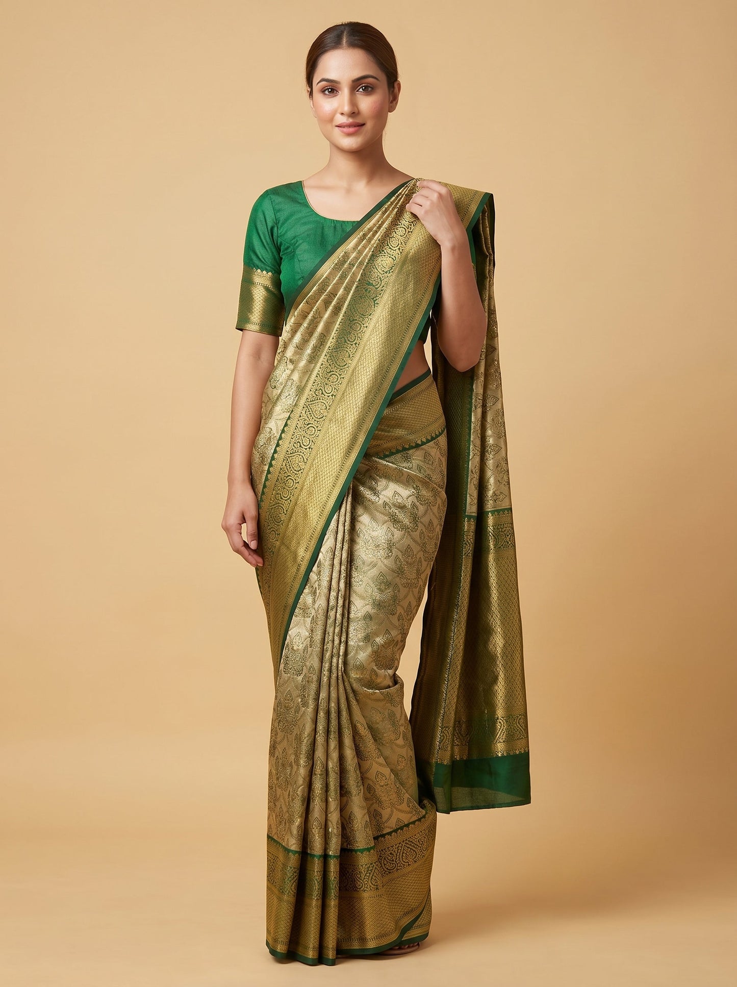 Bottle Green Luxurious Weave Handloom Saree