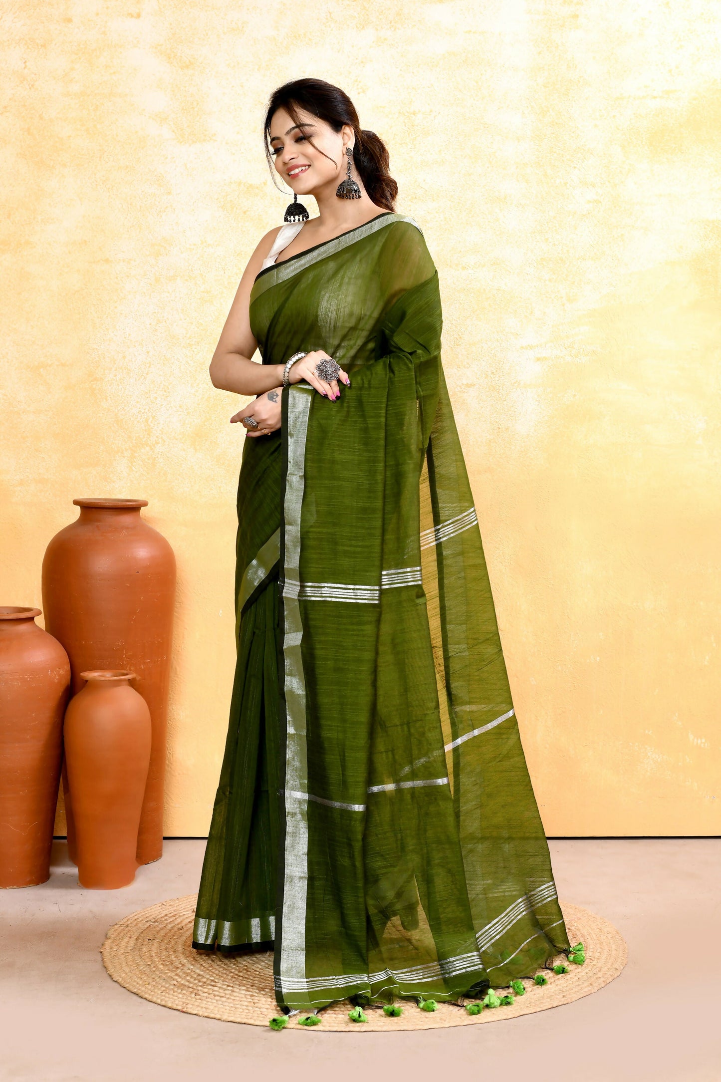 Piyari Fashion Women's Moss Green Embellished Cotton Blend Zari Border Handloom Saree