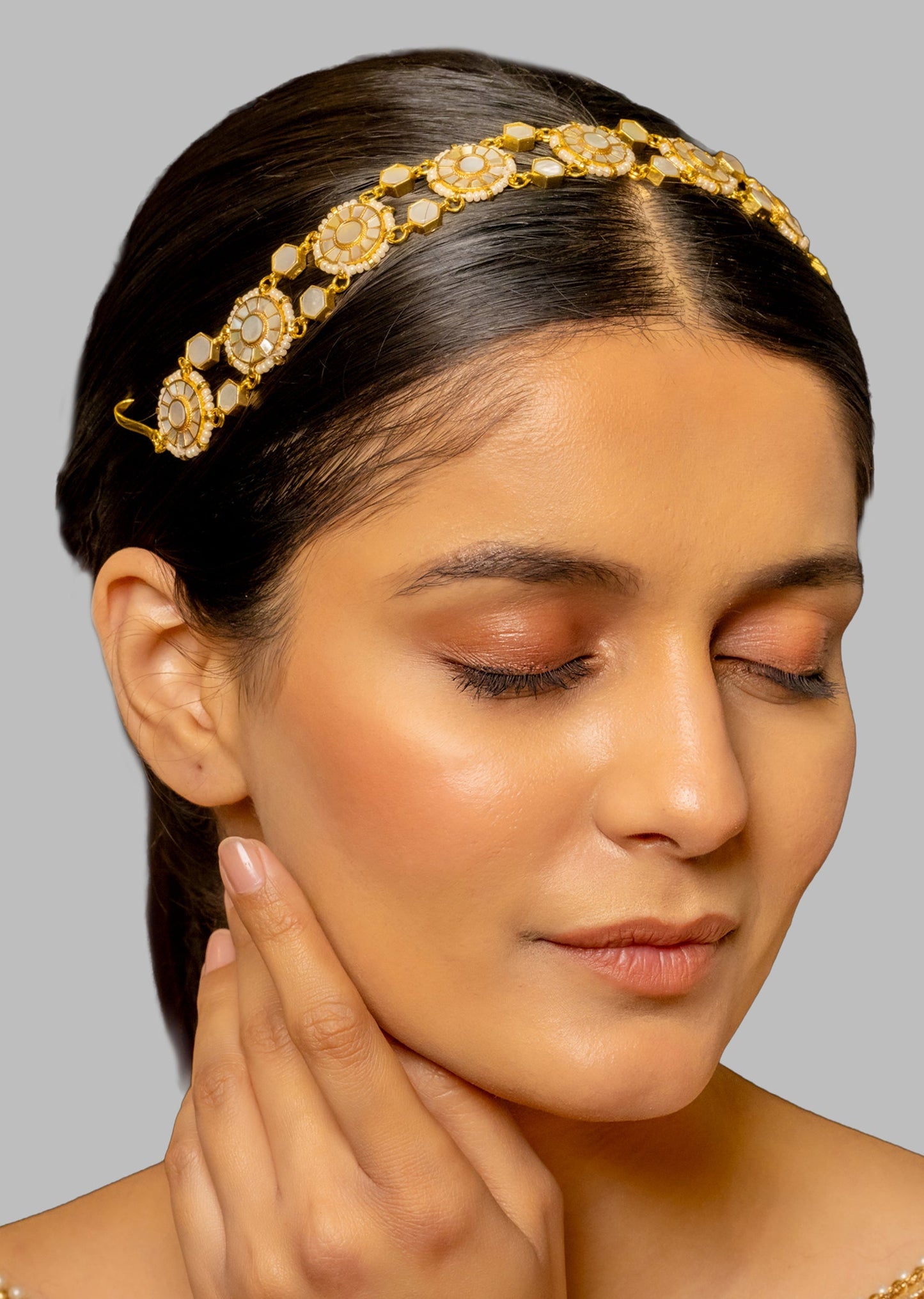 Classic White Kundan Headband With Polki Diamond Glow