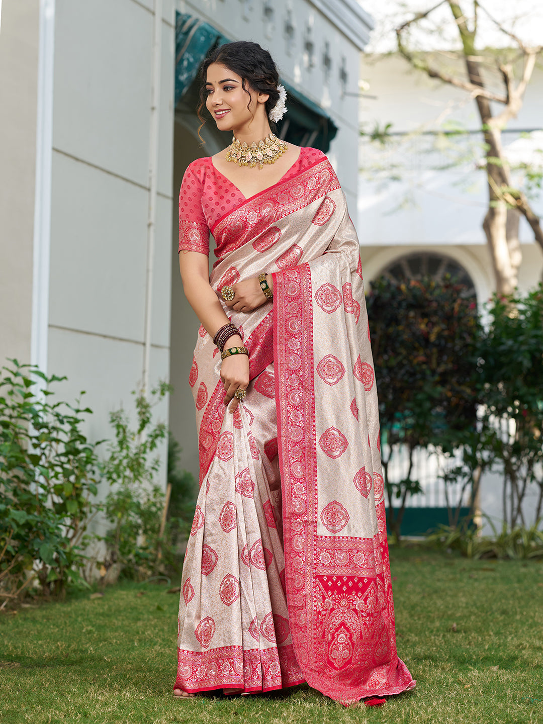 Anaita Coral Silk Blend Woven Saree With Blouse