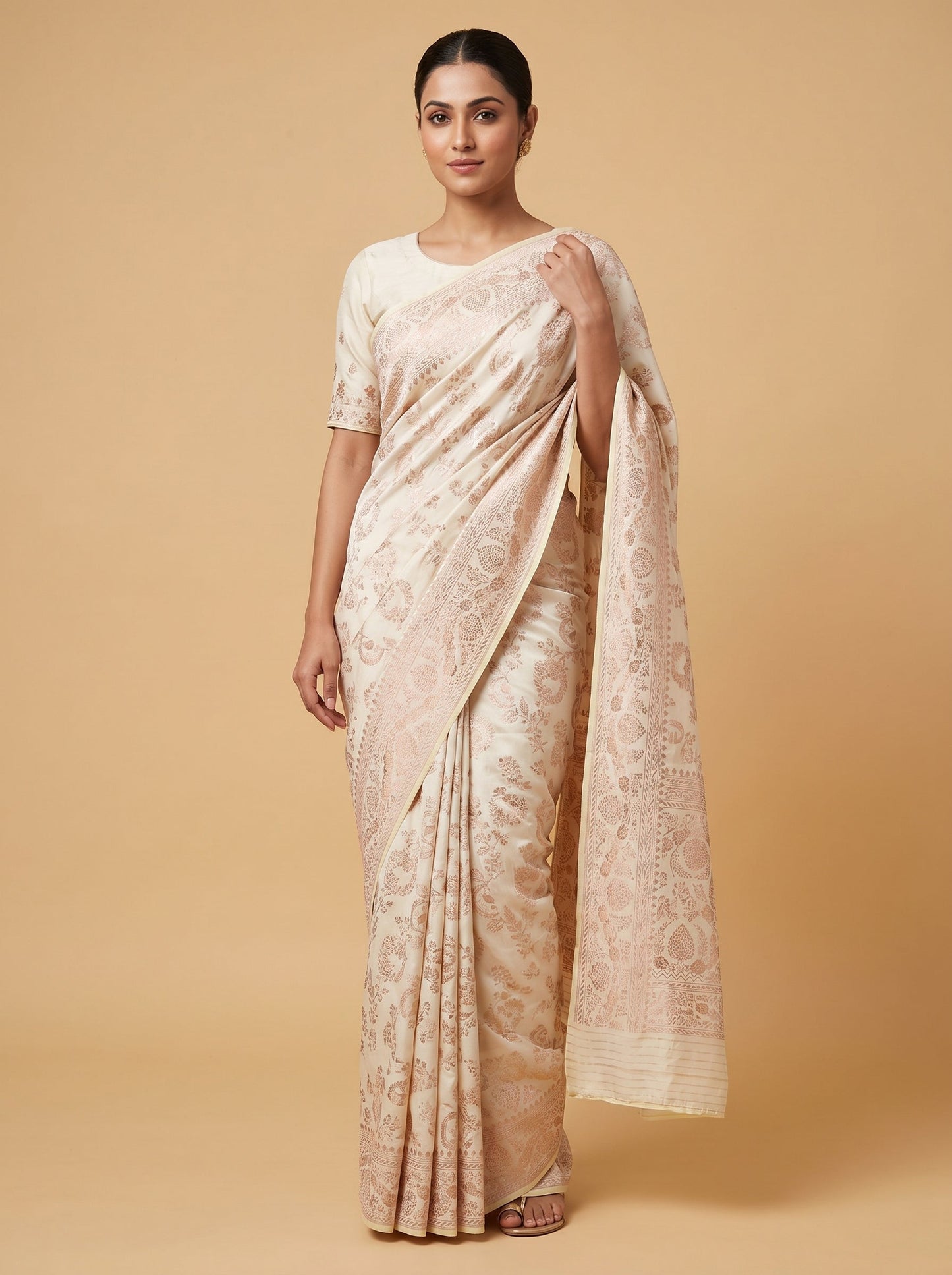 Cream Gentle Layer Handloom Saree