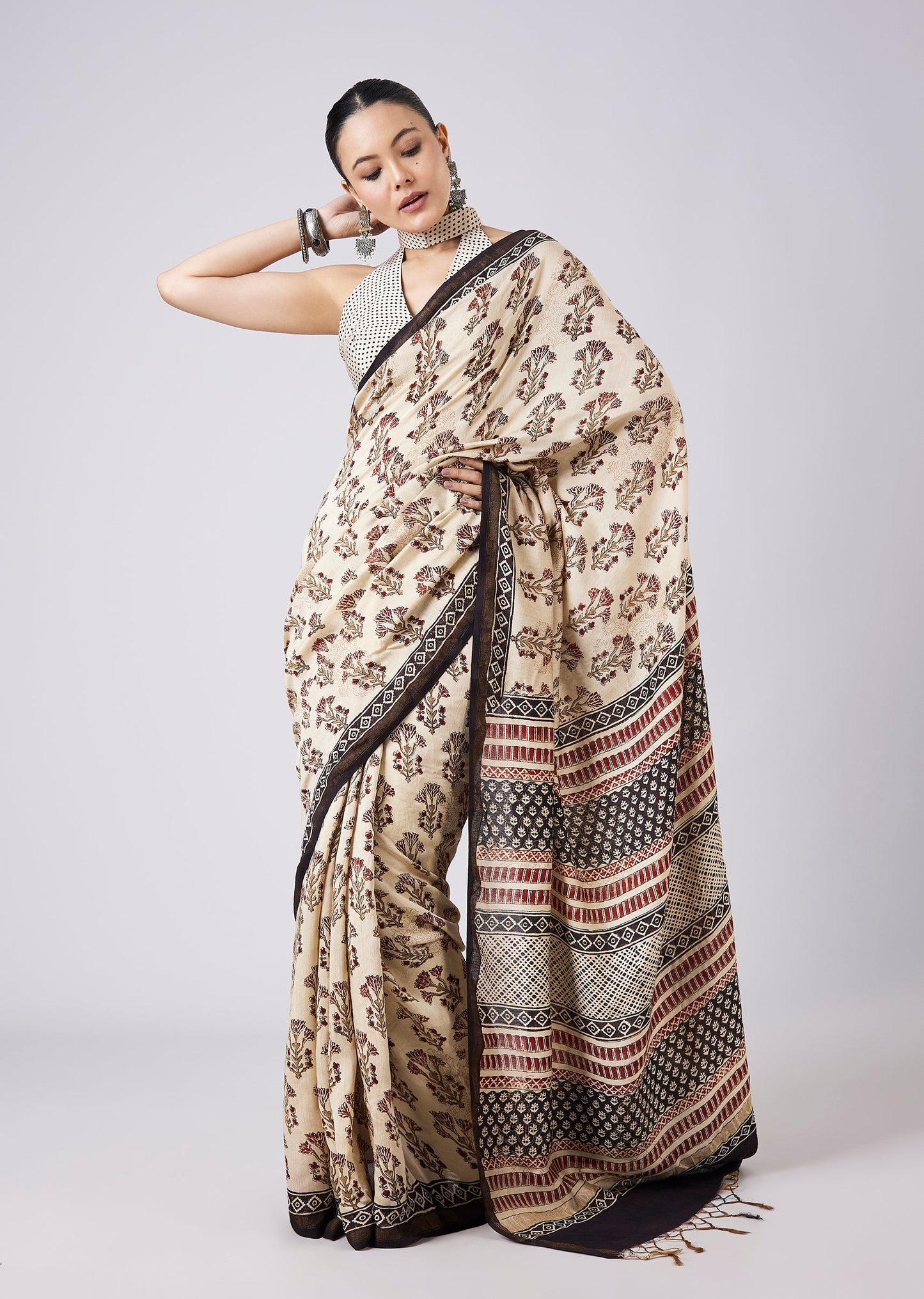 Cream Tassel Border Printed Saree with Unstitched Blouse