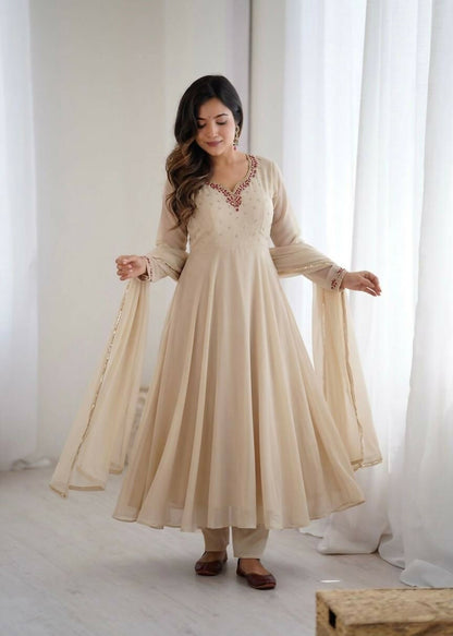 Teeya Creation Womens New Fancy Fox Georgette Heavy Quality Fabric With Handwork Cream Gown Set