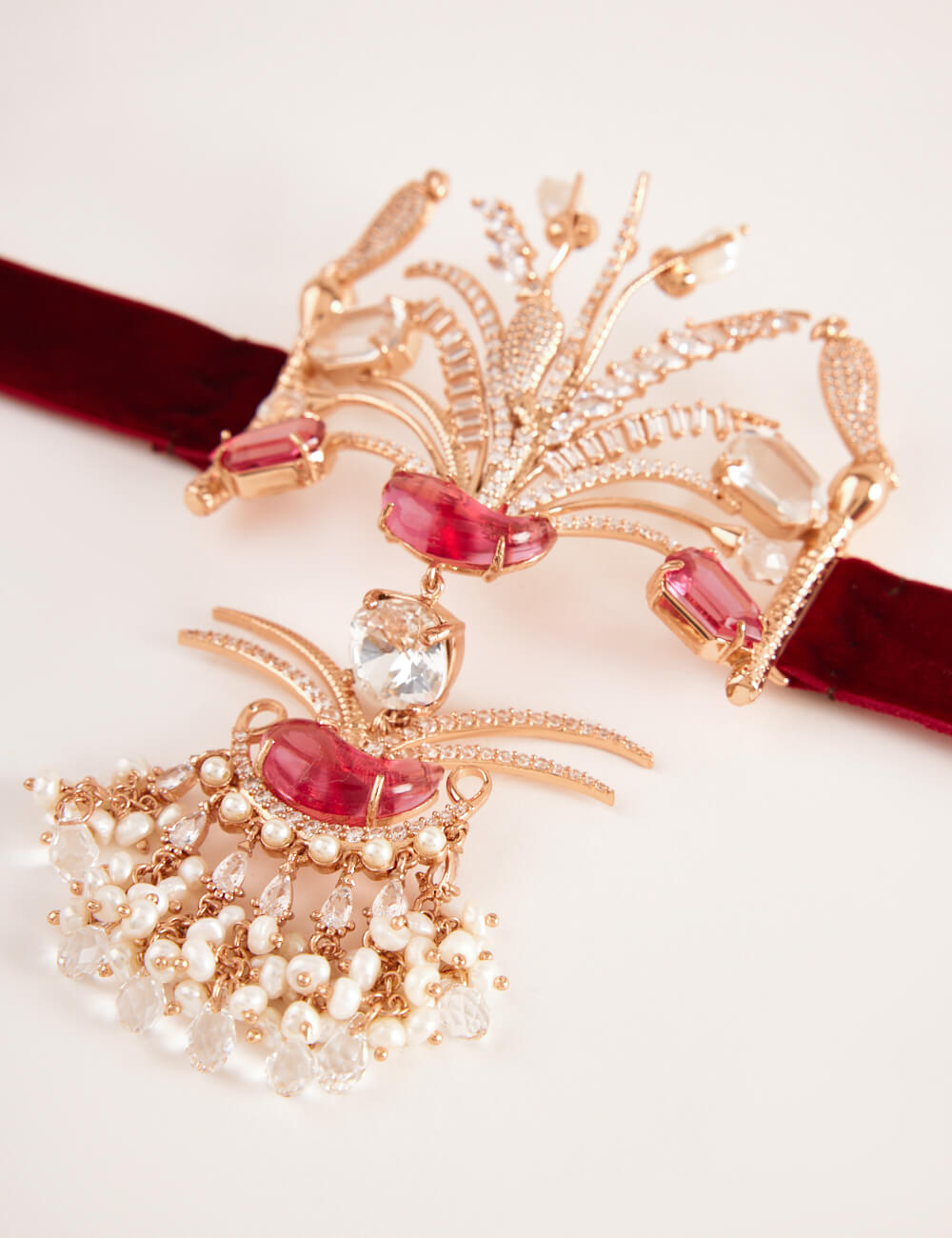 Le Sunset Fish Velvet Choker Necklace in Vintage Rose