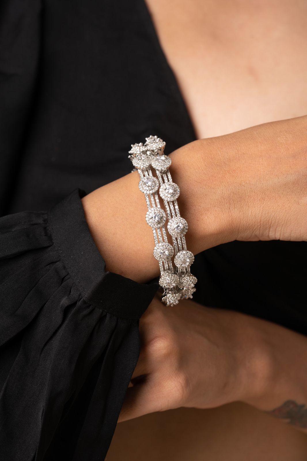 Diamond Pacheli | Gokhru Bangle Set