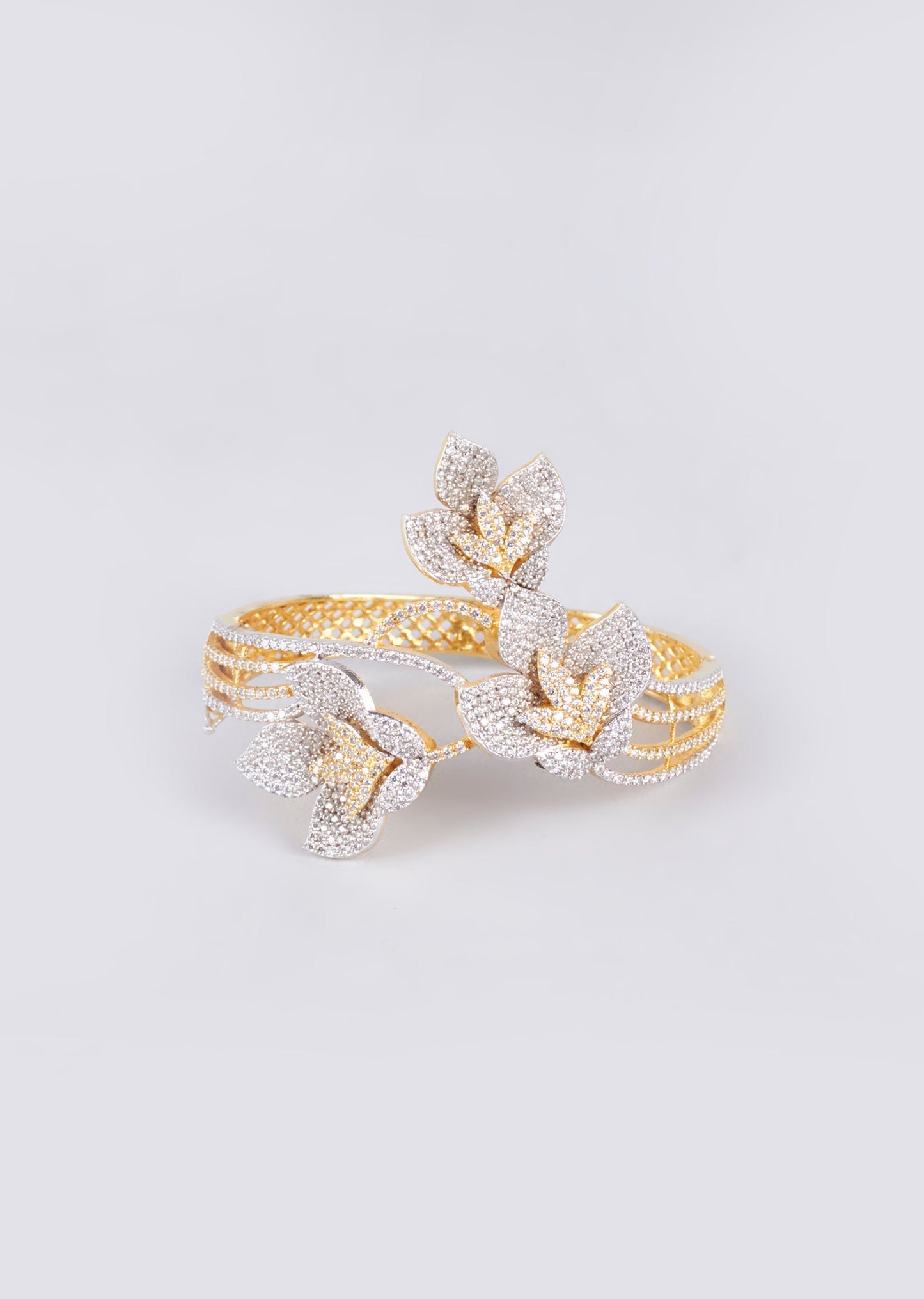 Dual Tone Finish Zircon Kada