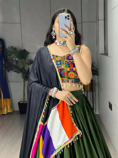 Yash Enterprise Mehndi Rayon Cotton Embroidery Semi Stitched Navratri Chaniya Choli