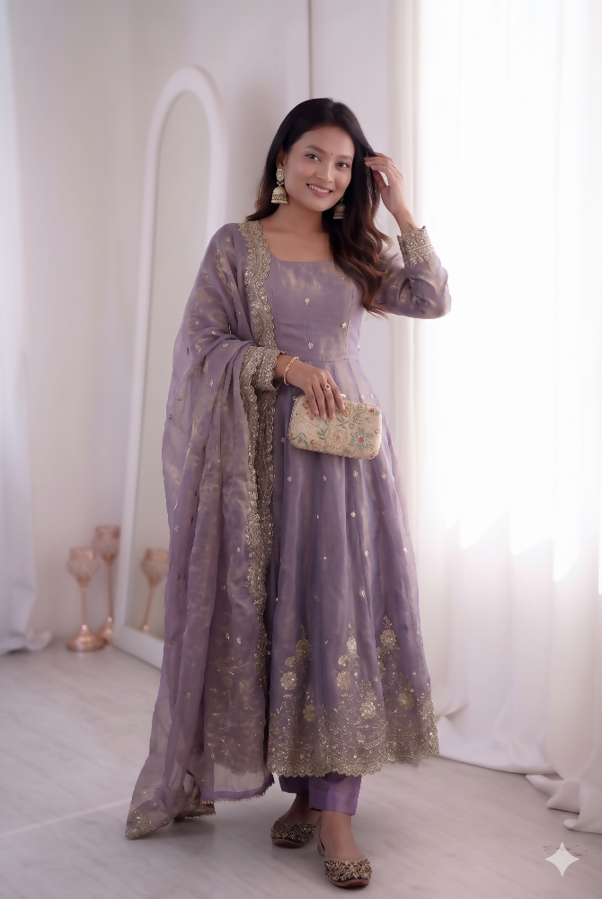 Teeya Creation Womens New Latest Trendy Elegant Lavendar Embroidered Anarkali Suit Set with Scalloped Dupatta