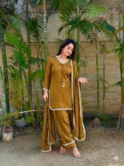 Teeya Creation New Trendy Elegant Gold Chanderi Silk Kurta Set with Delicate Lace Detailing and Matching Dupatta