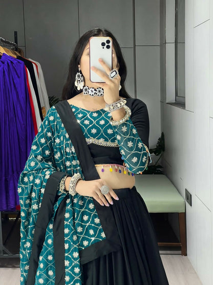 Yash Enterprise Green Black Rayon Cotton Embroidery Semi Stitched Navratri Top Chaniya Choli