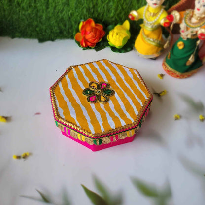 SweeDesi Ghewar Hamper 2