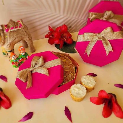 SweeDesi Meetha Ghewar - 1 Pc Hamper Pink