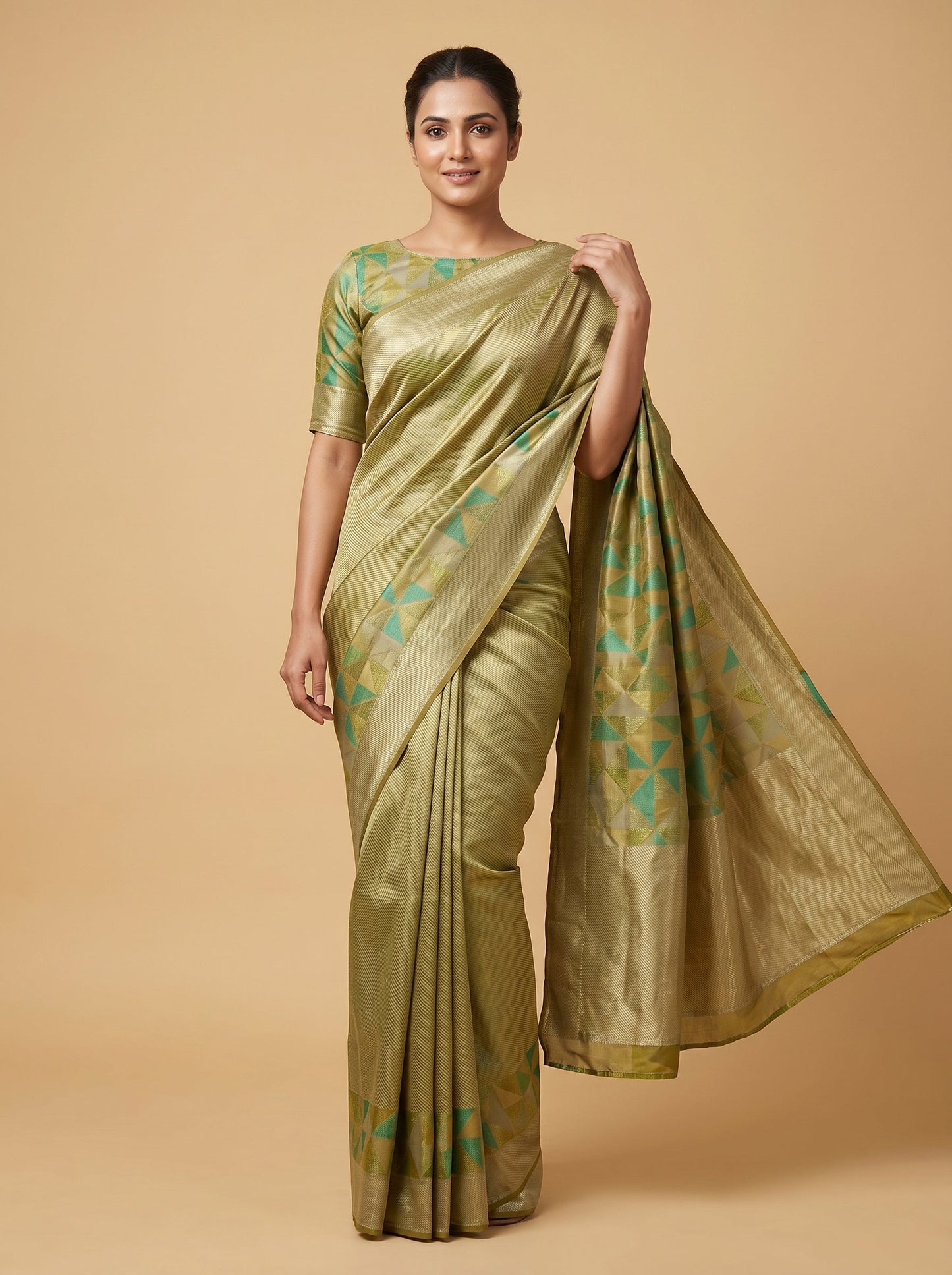 Gold Green Dual Tone Handloom Saree