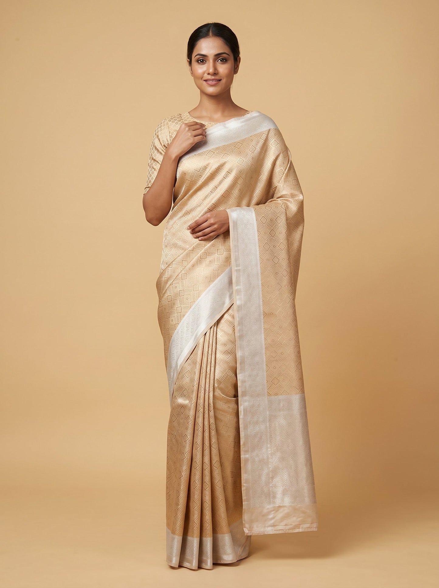 Gold Luxe Finish Handloom Saree