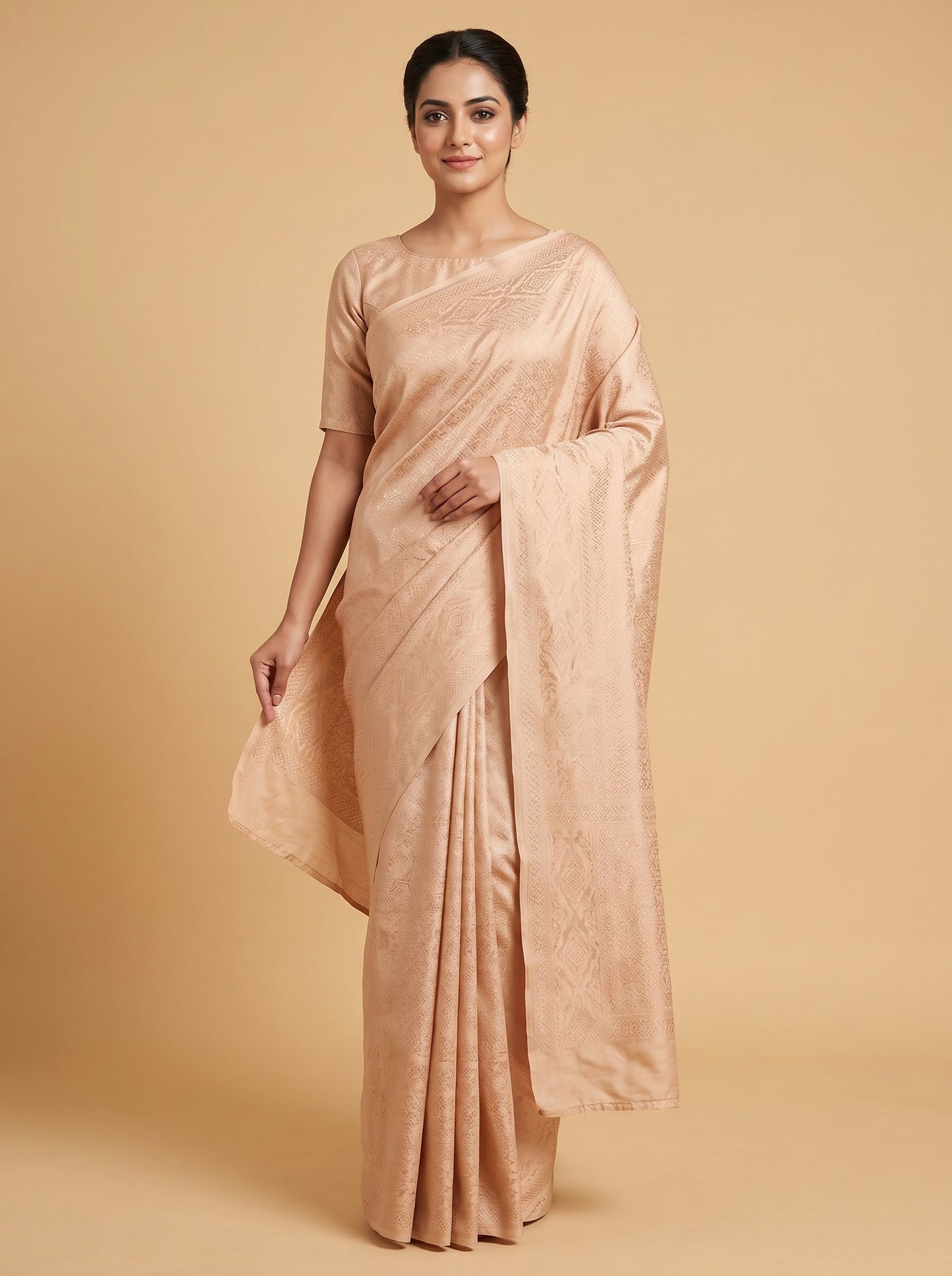 Gold Radiant Finish Handloom Saree
