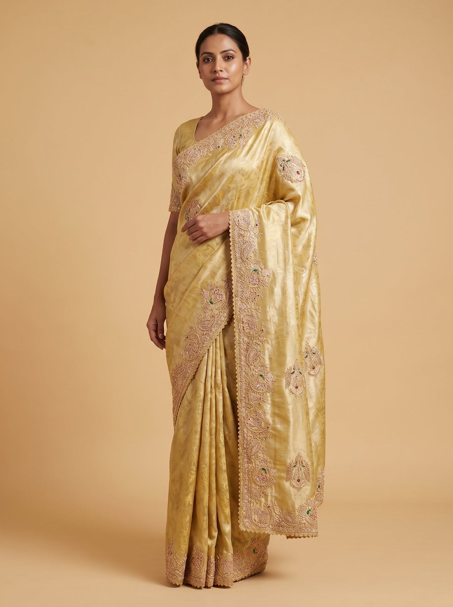 Gold Regal Radiance Handloom Saree