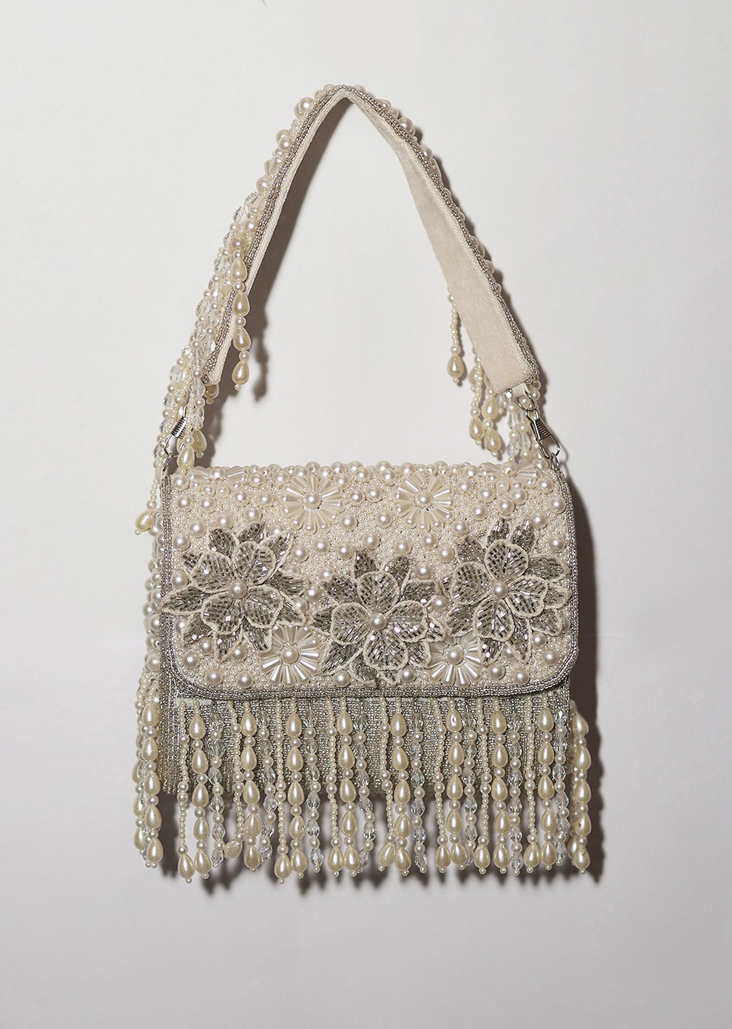 Gold Tassel Beaded Purse