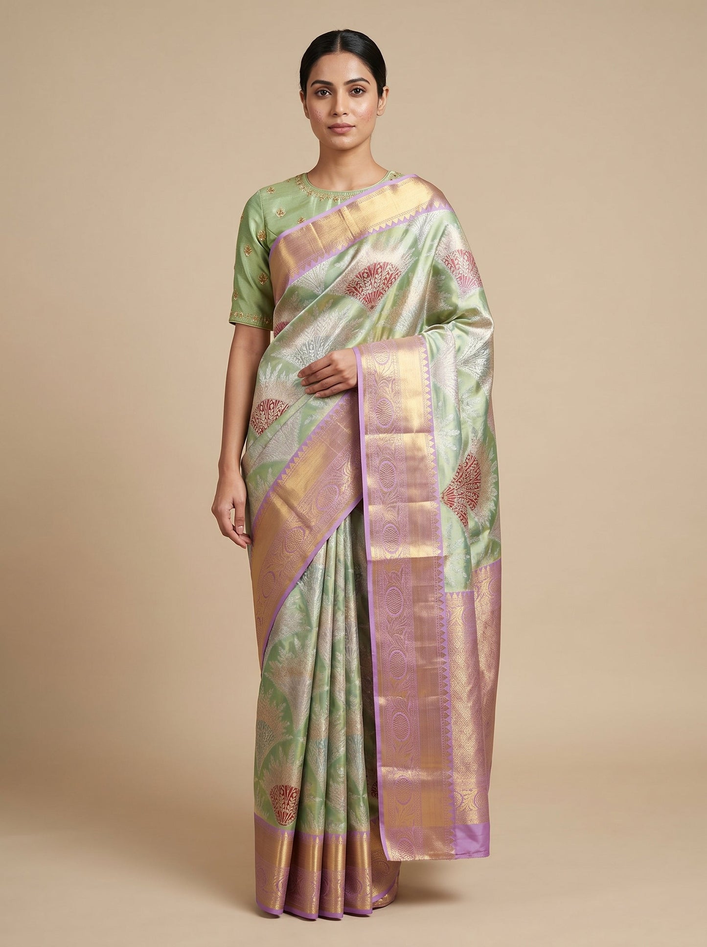 Green handloom saree with zari accents