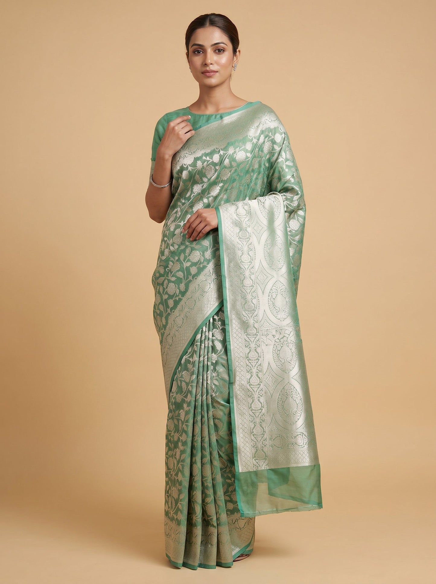Green Perpetual Handloom Saree