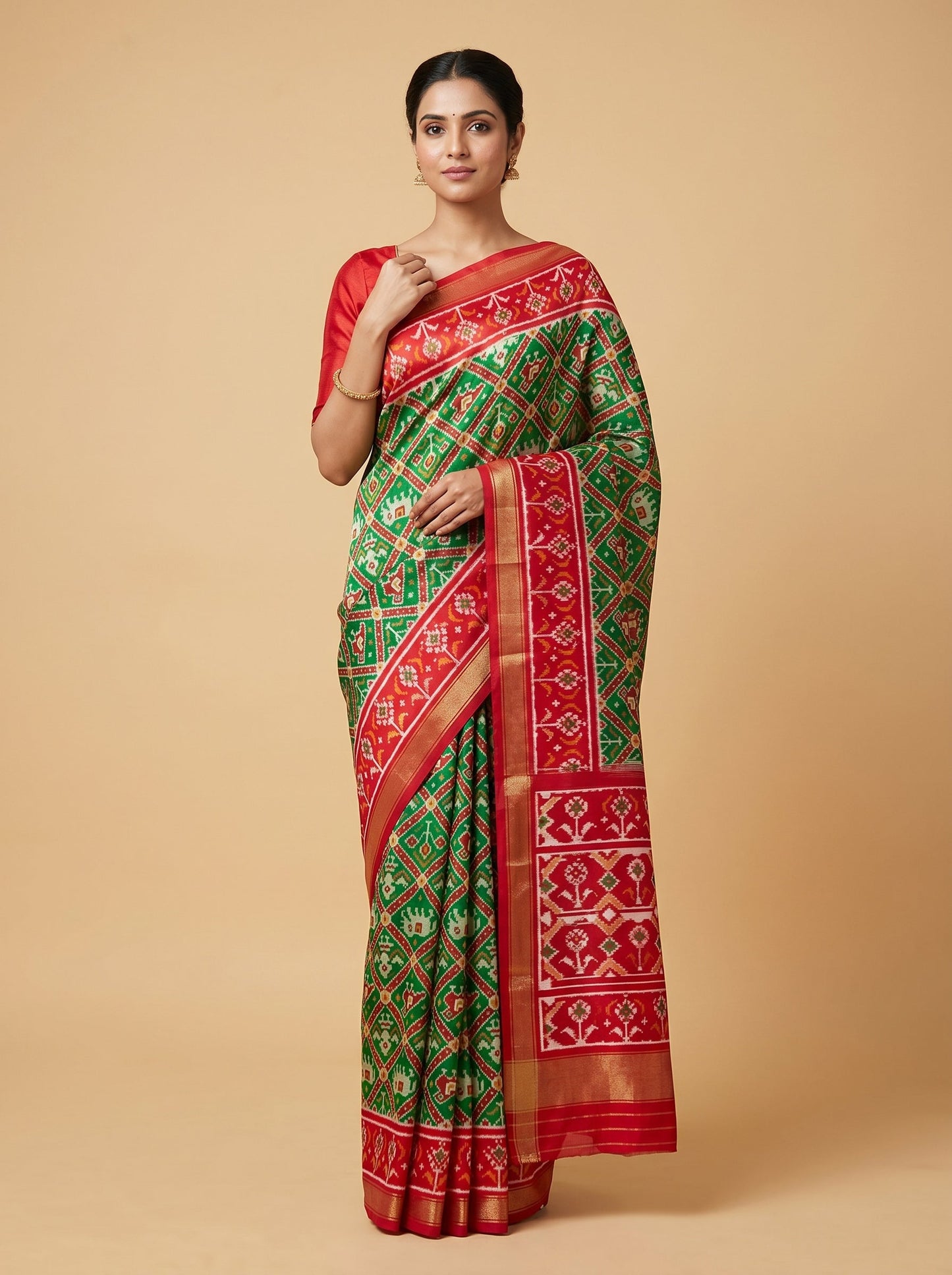 Green Classic Tone Handloom Saree