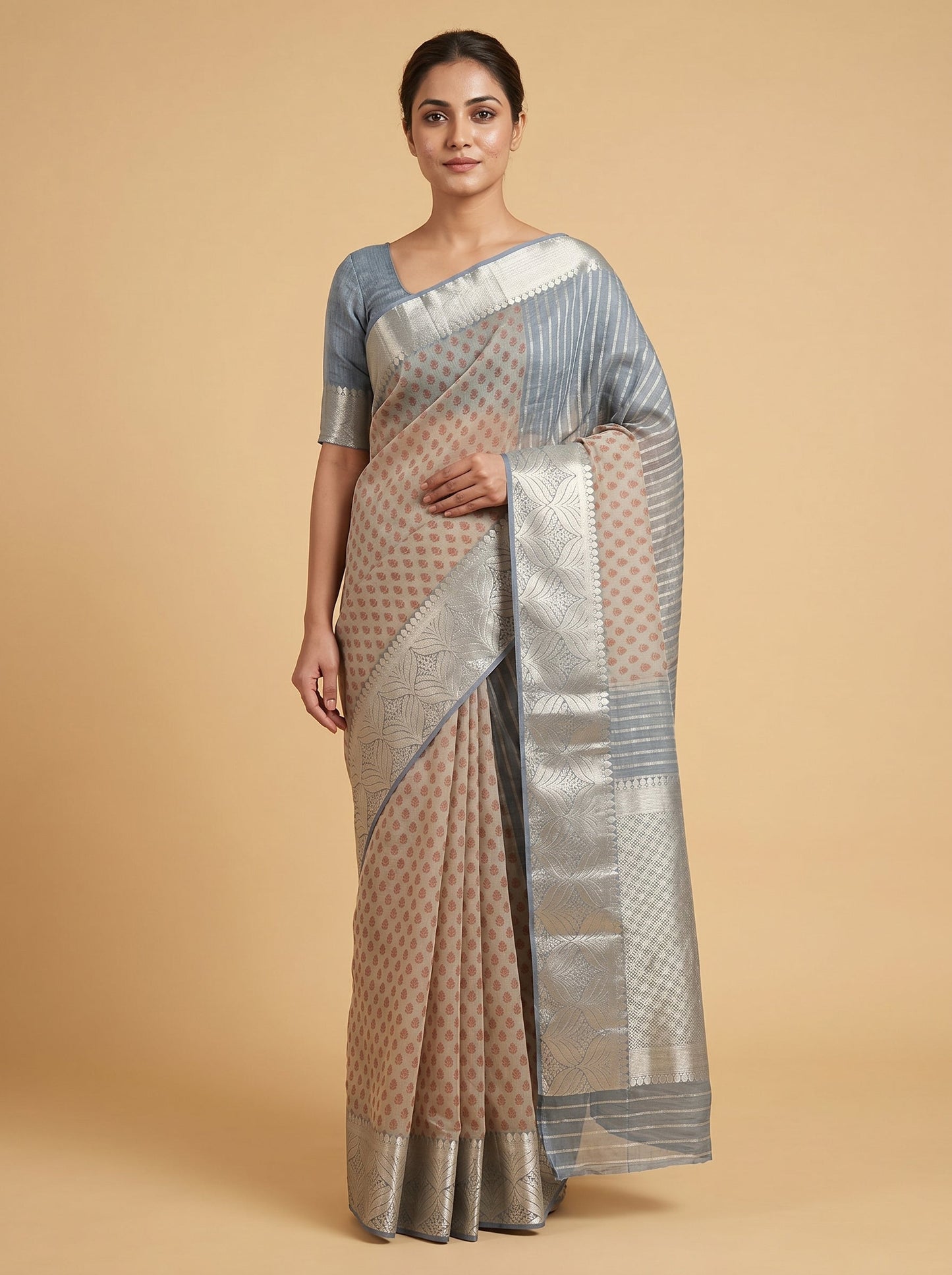 Grey Ash Handloom Saree