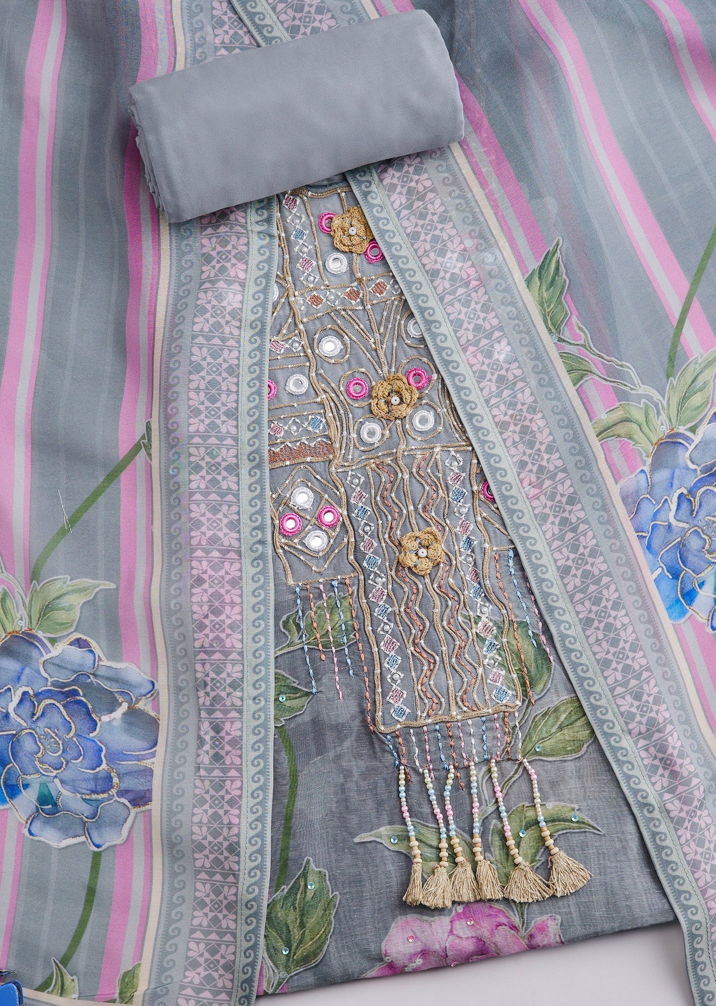 Grey Muslin Printed Unstitched Suit Set With Dupatta