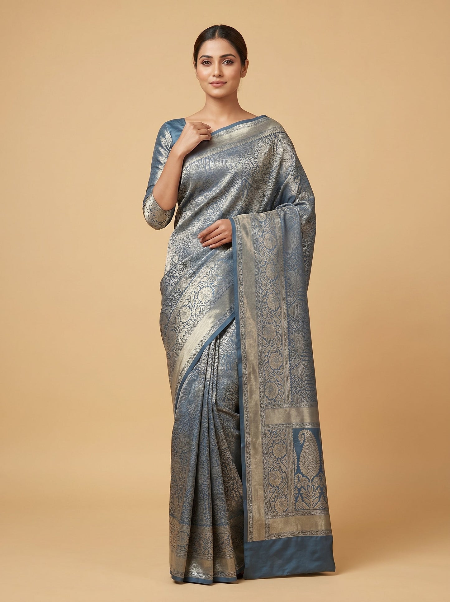 Grey Soft Finish Handloom Saree