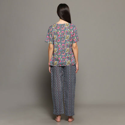 Breathables Women Cotton Printed Loungewear Kurta And Pants Co-Ord Set With Crop Top Grey I Nightwear