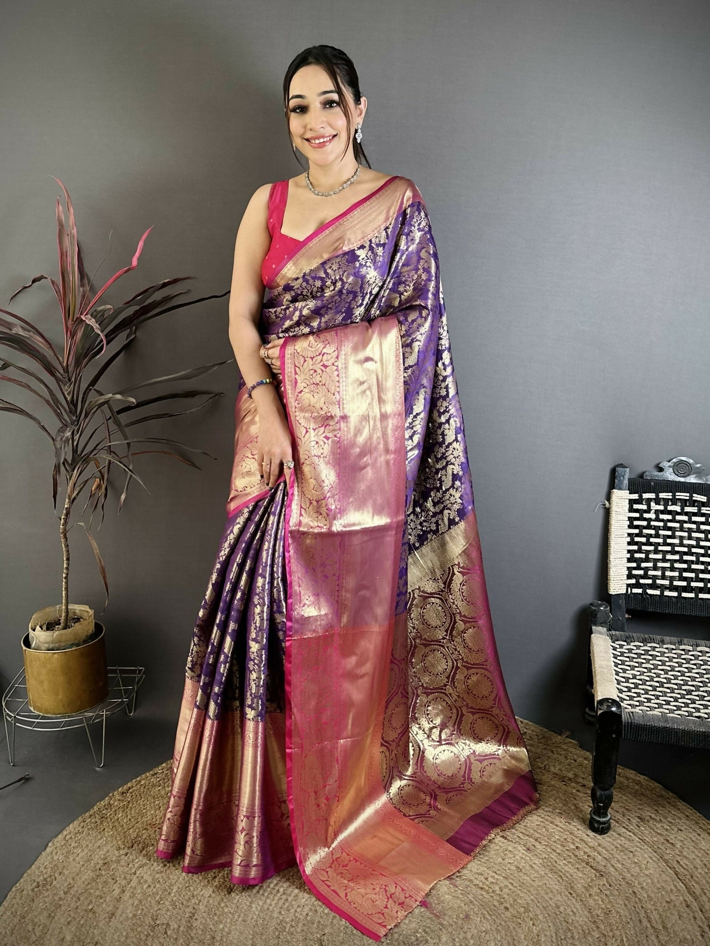 Prime Volt Pure Handloom Kanjivaram Katan Silk Saree with Antique Zari & Contrast Pallu-Purple