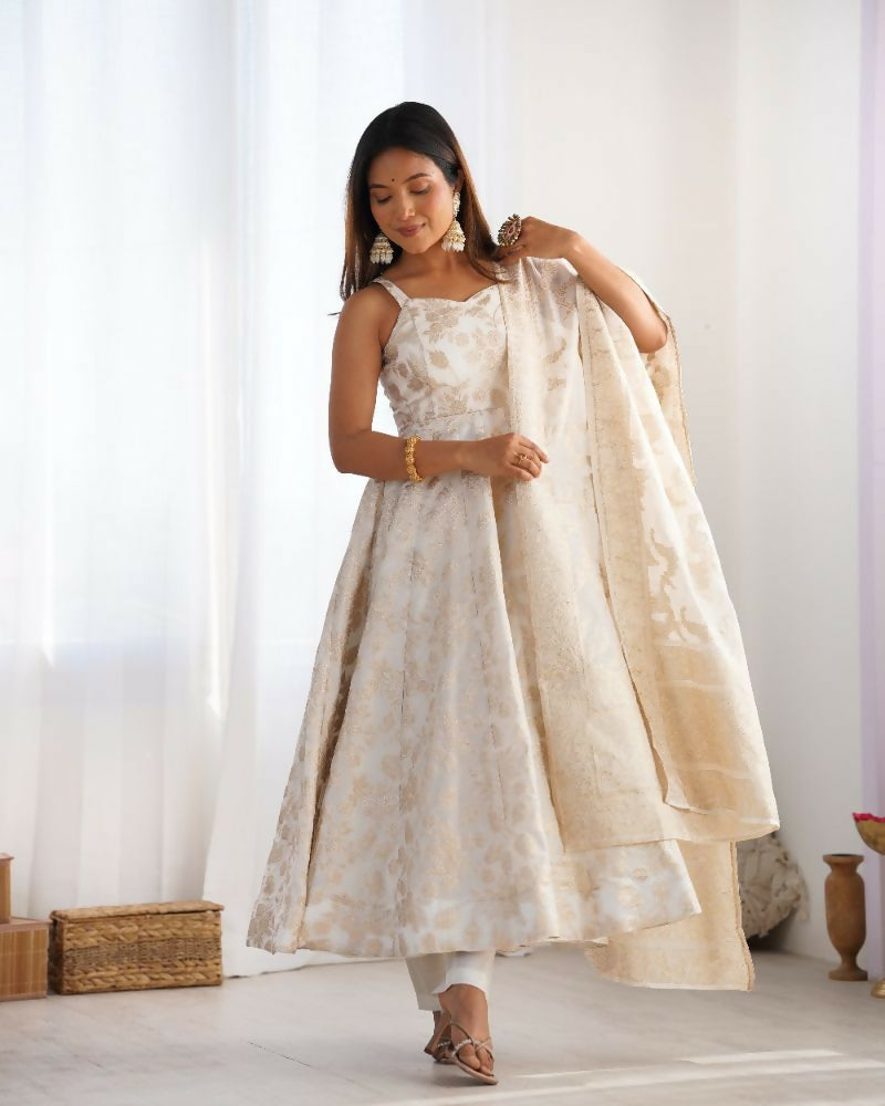The52 Women's Gorgeous Jacquard Work Jacquard Silk Fabric Flared Anarkali Pant and Dupatta Set